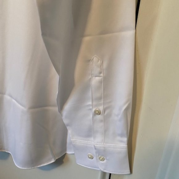 Perry Ellis Men's Bright White dress shirt - Picture 11 of 12